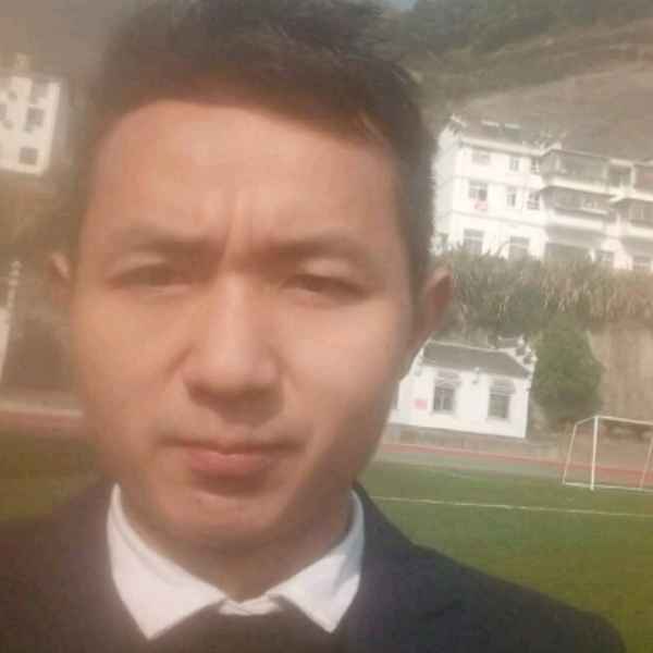 湖北35岁单身帅哥真诚找对象-济宁征婚相亲网
