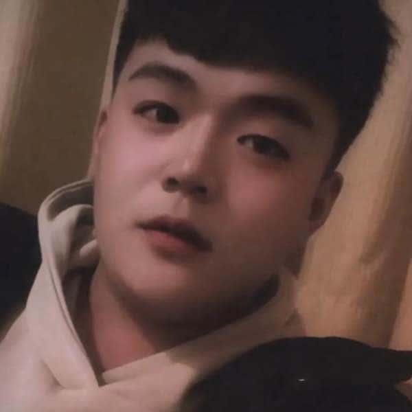 山东25岁单身帅哥真诚找对象-济宁征婚相亲网