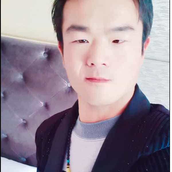 青海30岁单身帅哥真诚找对象-济宁征婚相亲网
