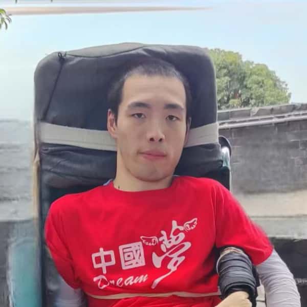 湖南30岁单身帅哥真诚找对象-济宁征婚相亲网