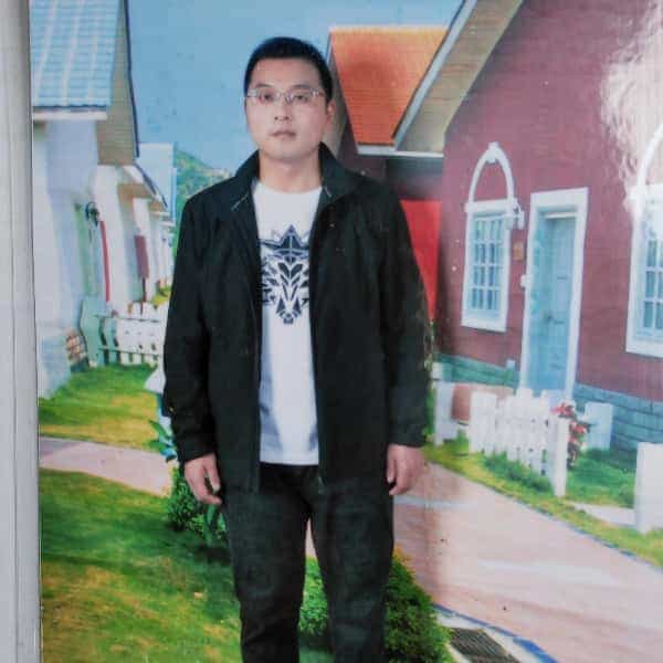 四川35岁单身帅哥真诚找对象-济宁征婚相亲网