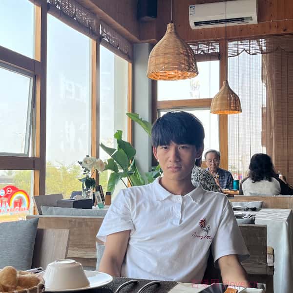 云南29岁单身帅哥真诚找对象-济宁征婚相亲网