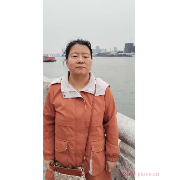 广东40岁单身美女真诚找对象-济宁征婚相亲网
