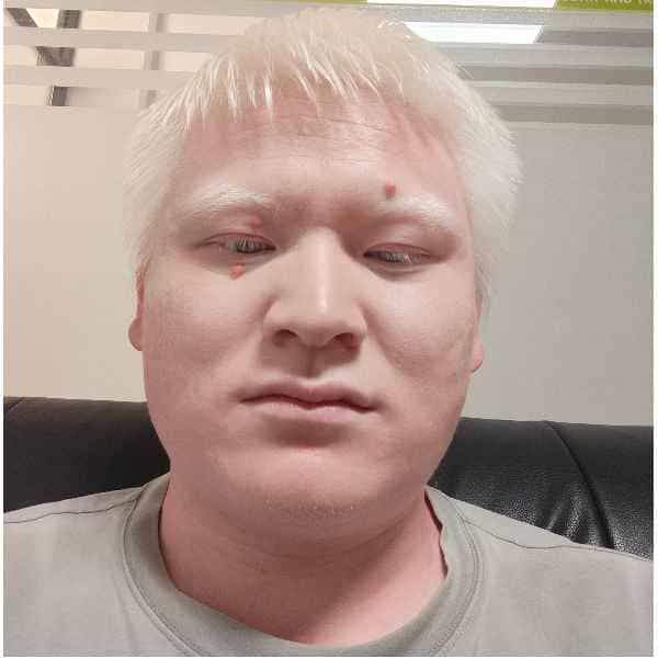 30岁岁安徽单身帅哥 - 济宁吉缘网