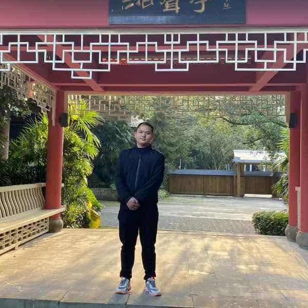 31岁岁重庆单身帅哥 - 济宁吉缘网