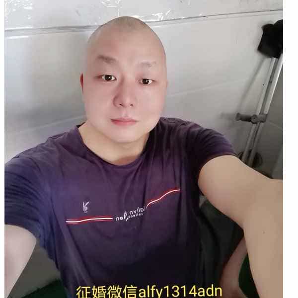 45岁岁湖南单身帅哥 - 济宁吉缘网